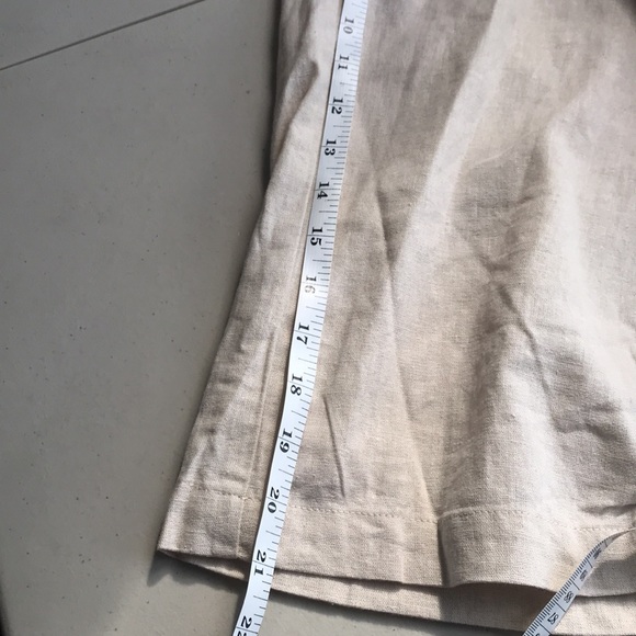 Charlie Paige tan linen blend capris pants size Medium - Picture 8 of 10